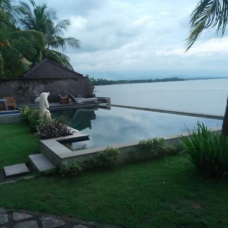 Wahyu Dana Hotel Buleleng  Екстер'єр фото