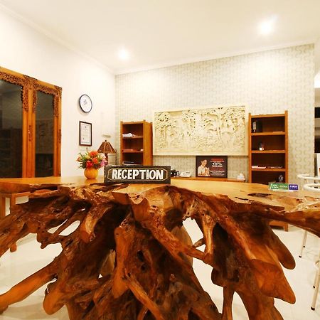 Wahyu Dana Hotel Buleleng  Екстер'єр фото