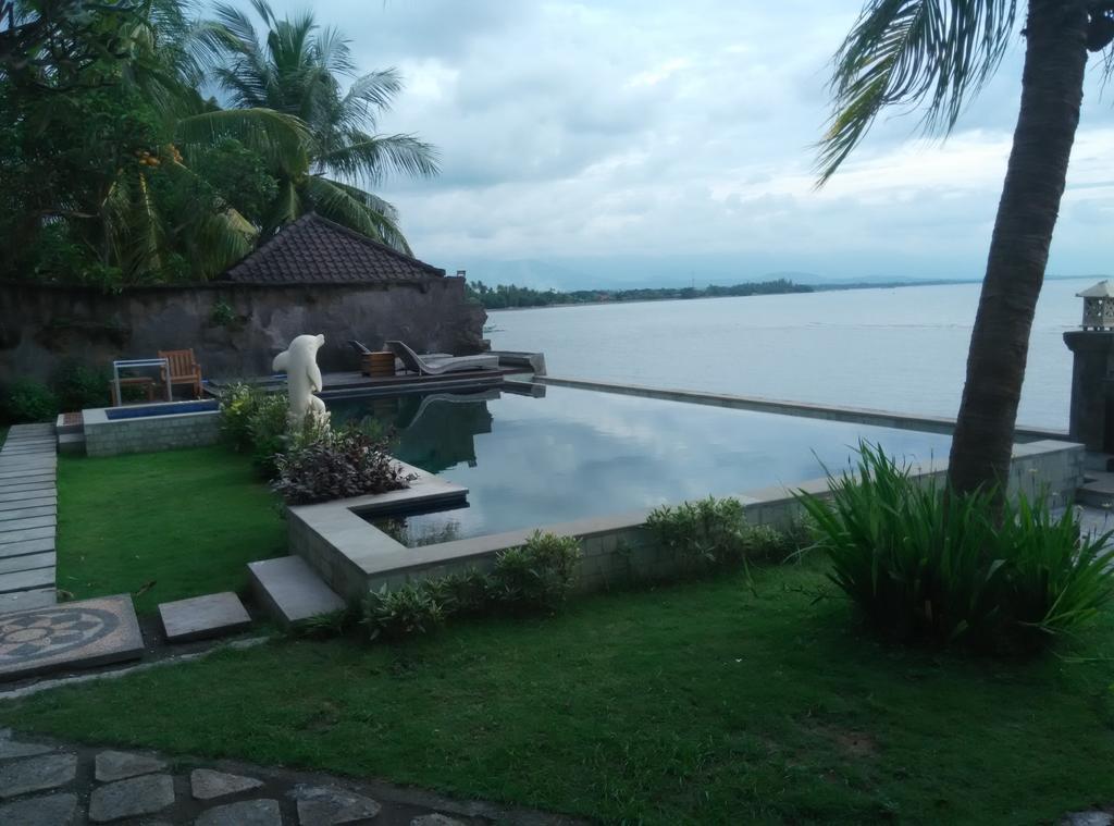 Wahyu Dana Hotel Buleleng  Екстер'єр фото