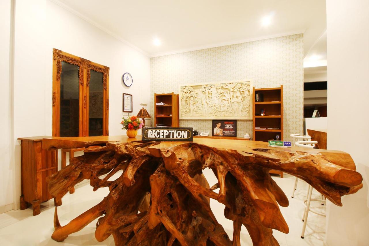 Wahyu Dana Hotel Buleleng  Екстер'єр фото